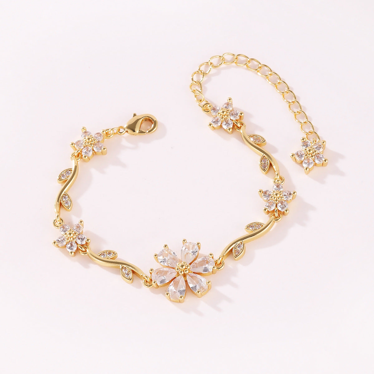 Floral Copper Inlaid Diamond Bracelet