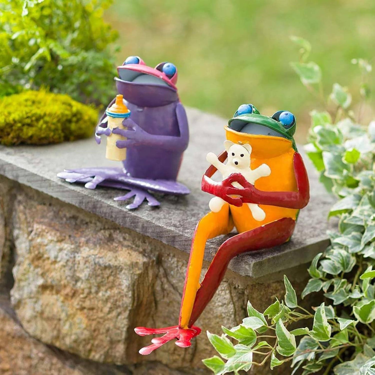 Wrought Iron Frog Garden Decoration